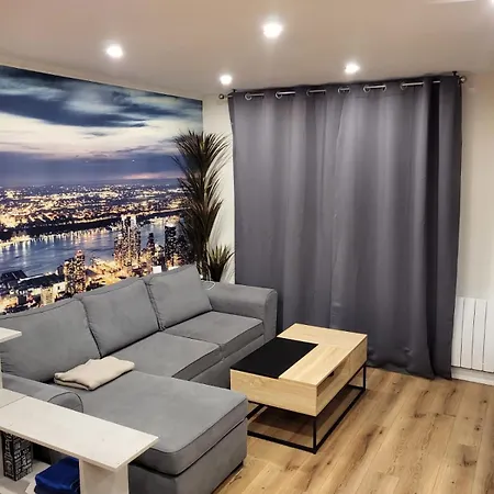 Cosy Au Rdc Parking Prive, Terasse, Wifi *